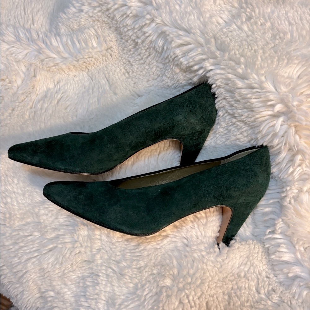 EVAN PICONE Emerald Green Suede 2” Heels Size 8.5 Made In Spain Dress Pumps - Picture 2 of 8